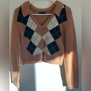 Love tree plaid crop sweater badge worn once💓